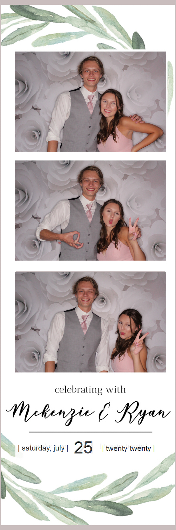 McKenzie & Ryan's Wedding | View more photos from the event at gallery.photoboothbillings.com/u/PhotoBoothBillings/McKenzie-Ryans-Wedding